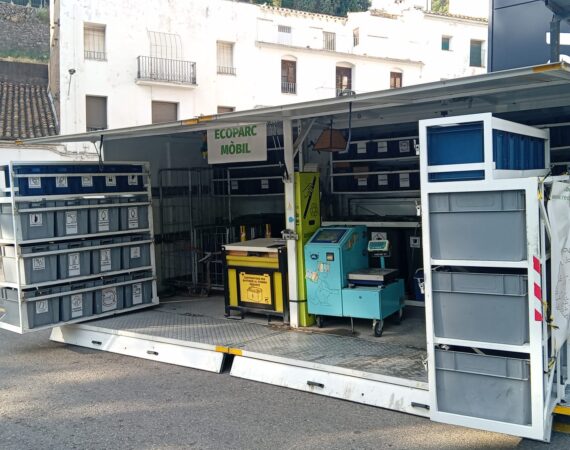 L’ ecomòbil de Reciplasa va superar en 2025 les 20 Tm. de residus arreplegats per a reciclar en 45 municipis de Castelló